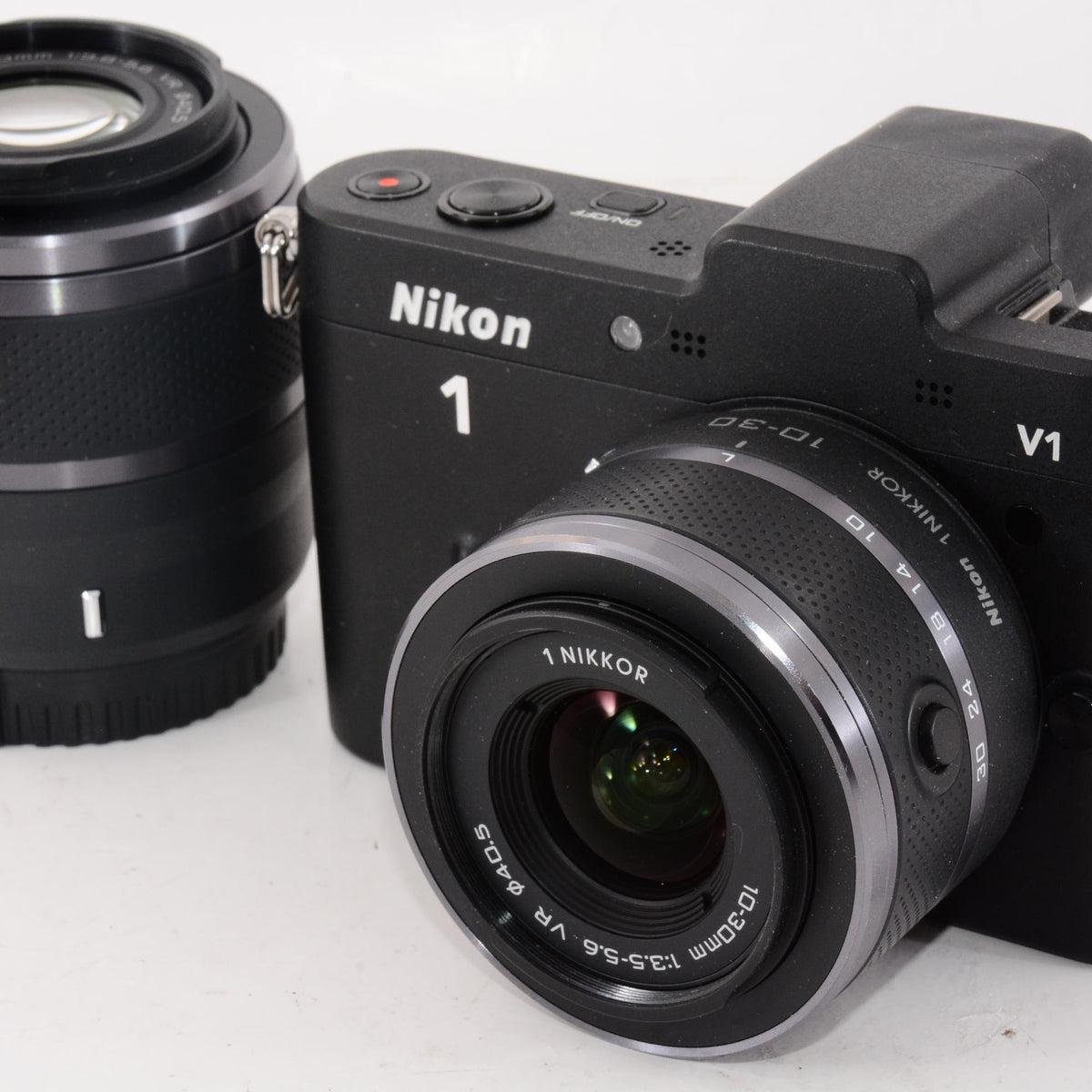 外観特上級】Nikon ミラーレス一眼カメラ Nikon 1 (ニコンワン) V1 