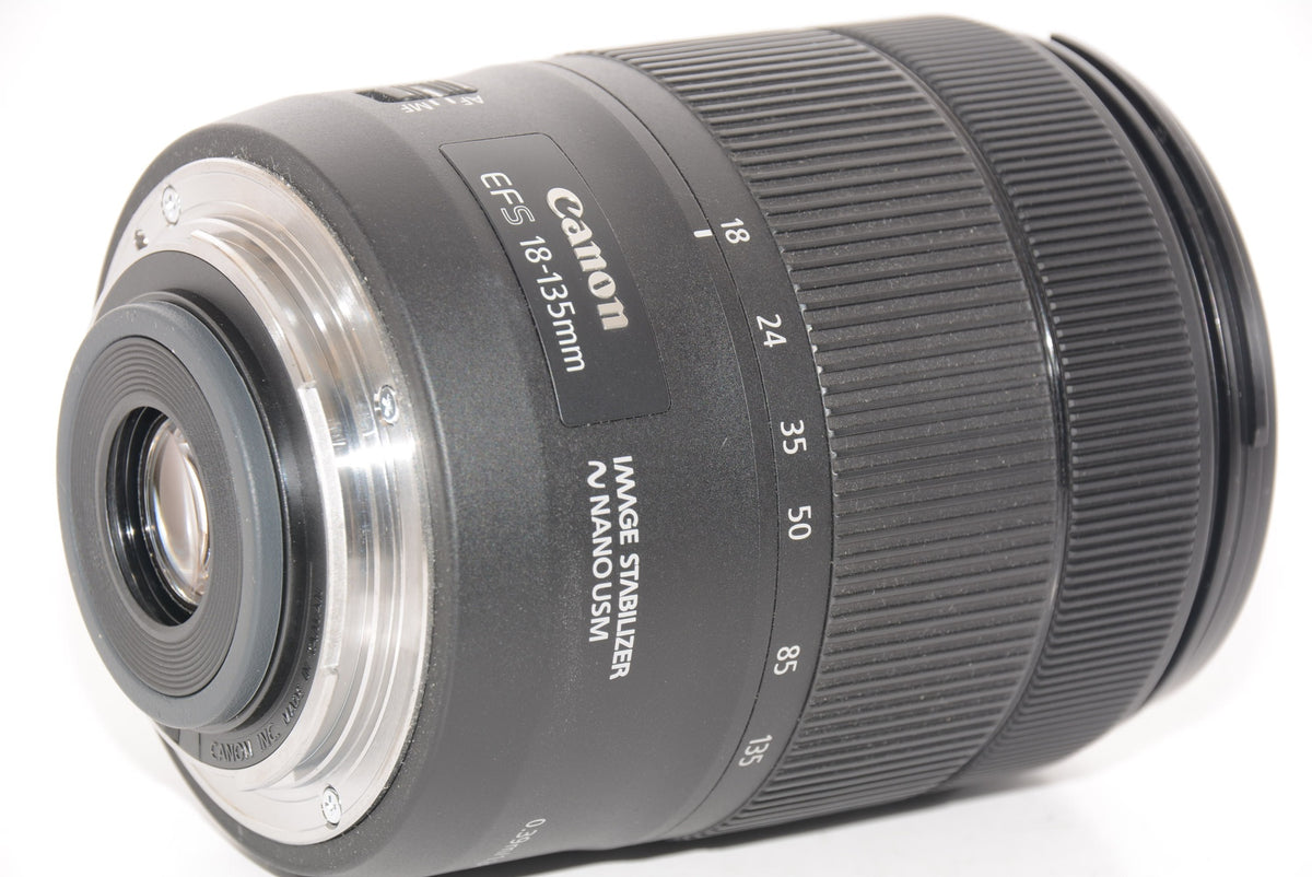 【外観特上級】Canon 標準ズームレンズ EF-S18-135㎜ F3.5-5.6 IS USM APS-C対応