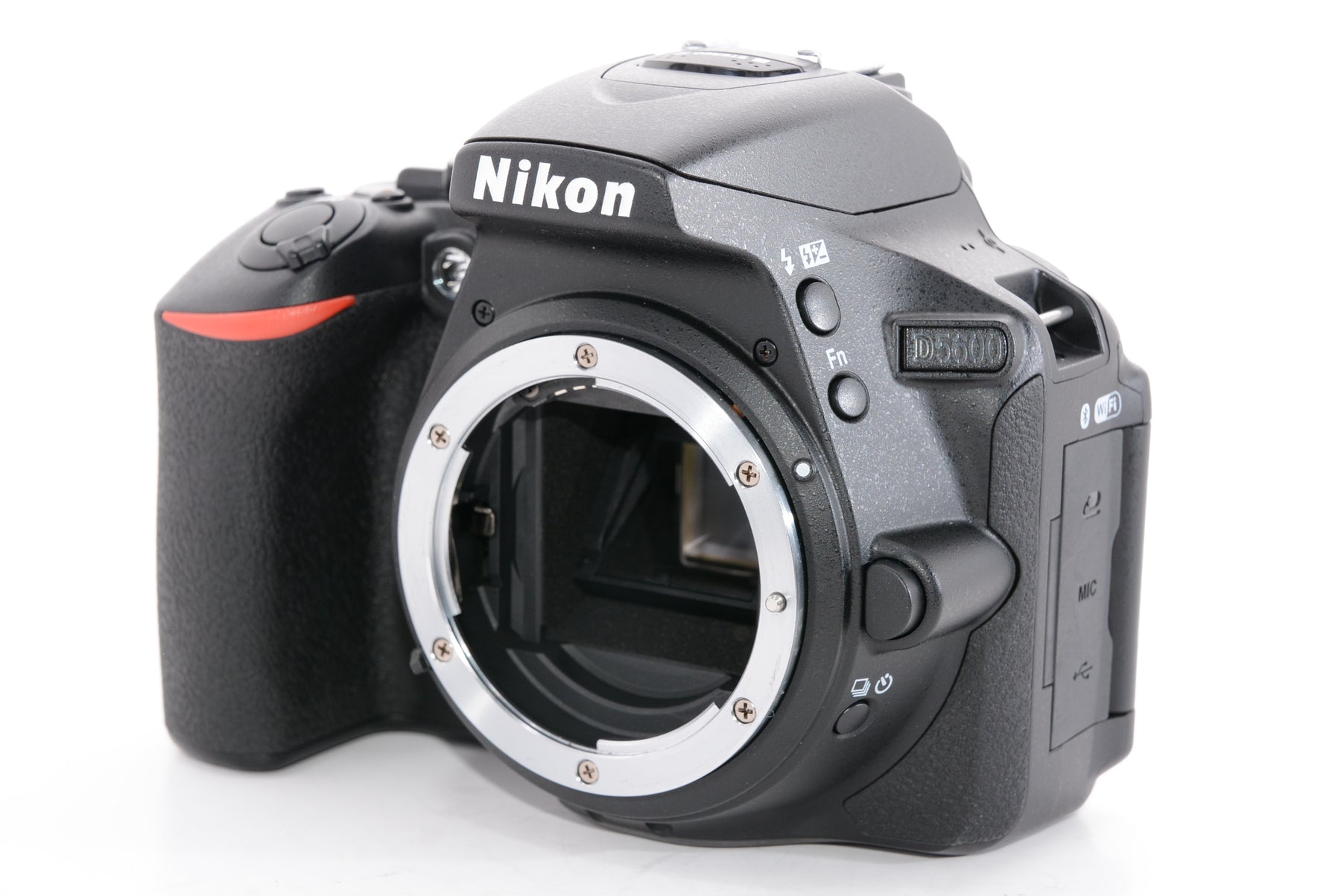 【外観特上級】Nikon デジタル一眼レフカメラ D5600 AF-P 18-55 VR レンズキット ブラック D5600LKBK