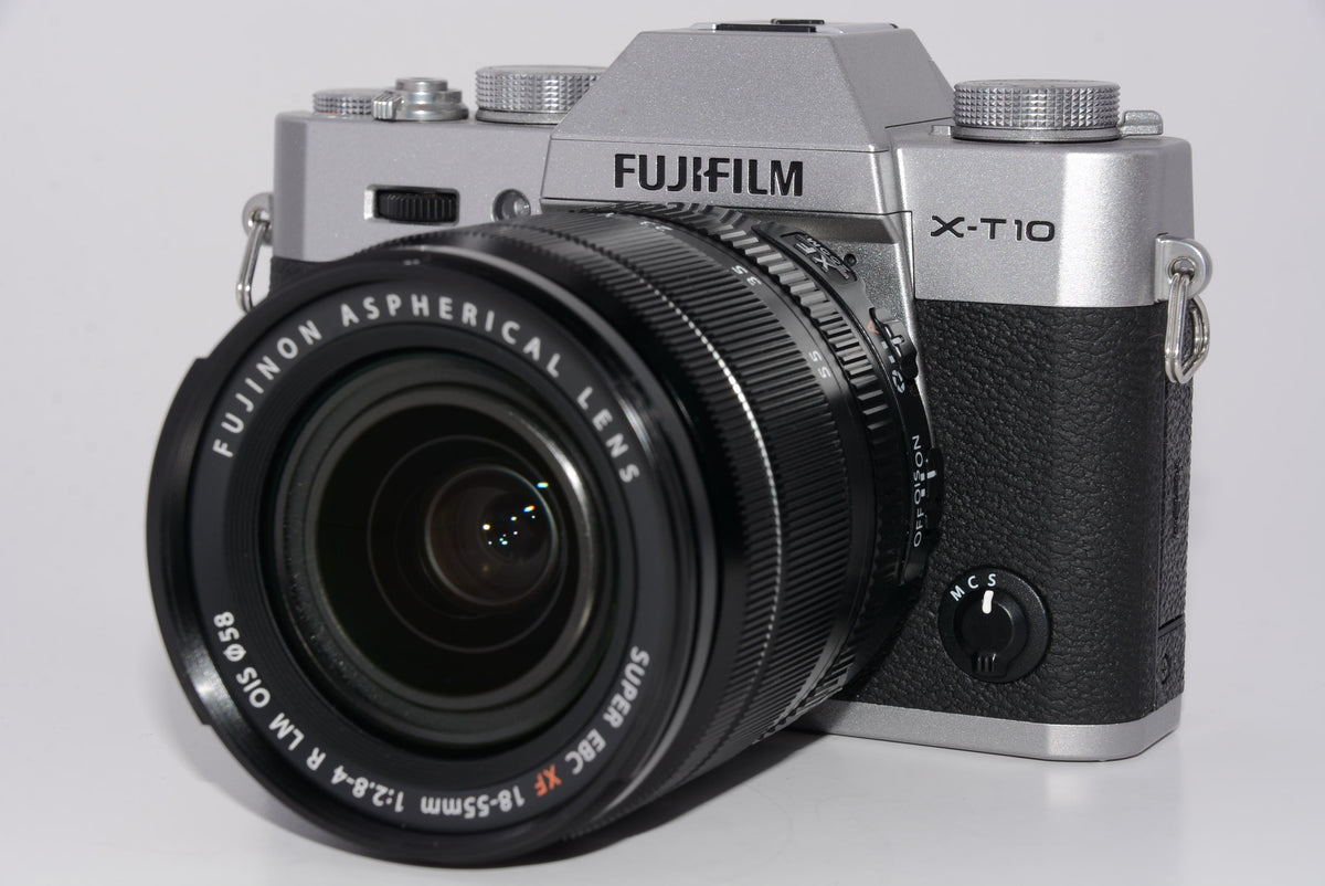 【外観特上級】FUJIFILM ミラーレス一眼 X-T10 レンズキット シルバー X-T10LK-S