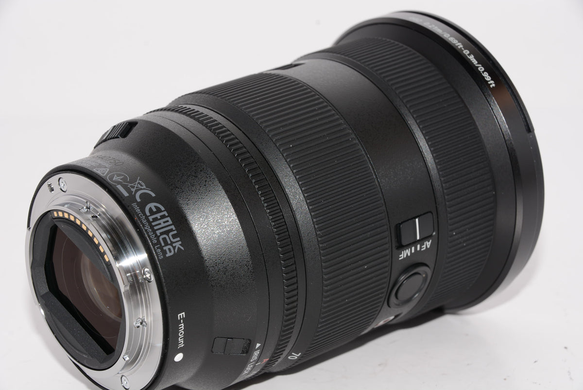 【ほぼ新品】ソニー SONY ズームレンズ FE 24-70mm F2.8 GM II Eマウント35mmフルサイズ対応 SEL2470GM2 黒