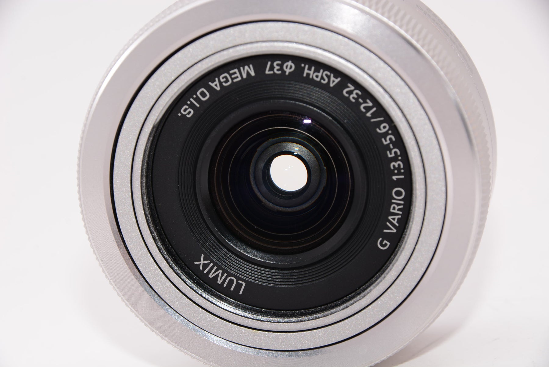 【外観特上級】パナソニック 標準ズームレンズ マイクロフォーサーズ用 ルミックス G VARIO 12-32mm/F3.5-5.6 ASPH./MEGA O.I.S. シルバー H-FS12032-S