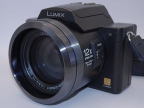 【外観特上級】パナソニック LUMIX DMC-FZ10-K ブラック