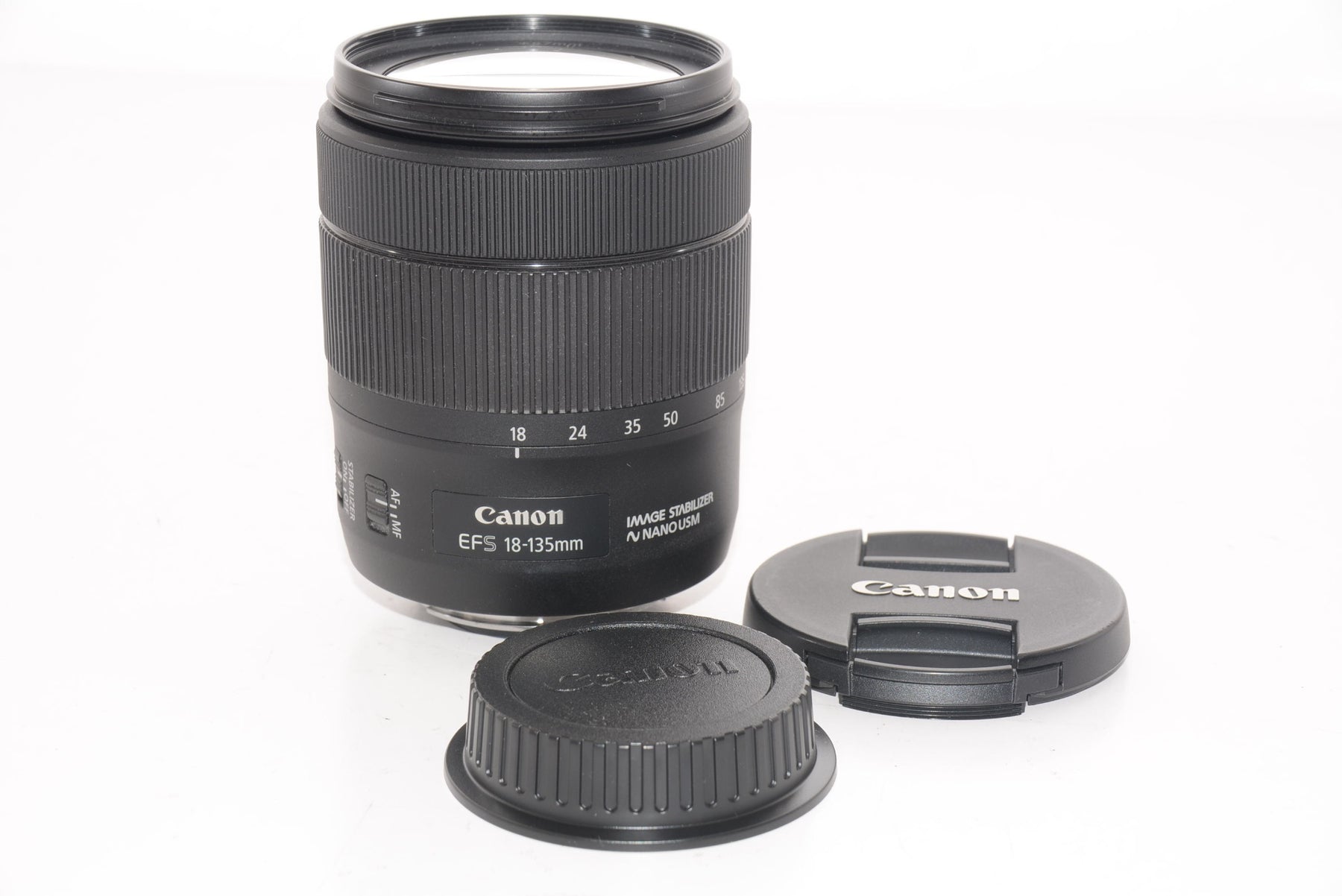 【外観特上級】Canon 標準ズームレンズ EF-S18-135㎜ F3.5-5.6 IS USM APS-C対応