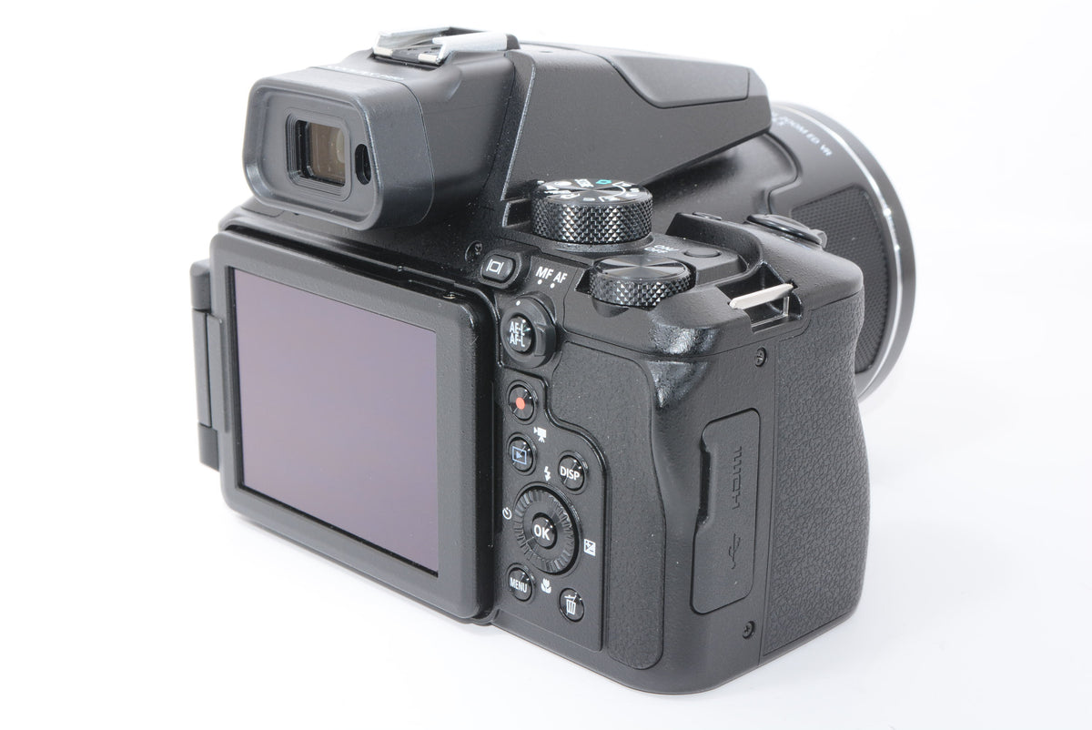 【ほぼ新品】Nikon デジタルカメラ COOLPIX P950 ブラック クールピクス P950