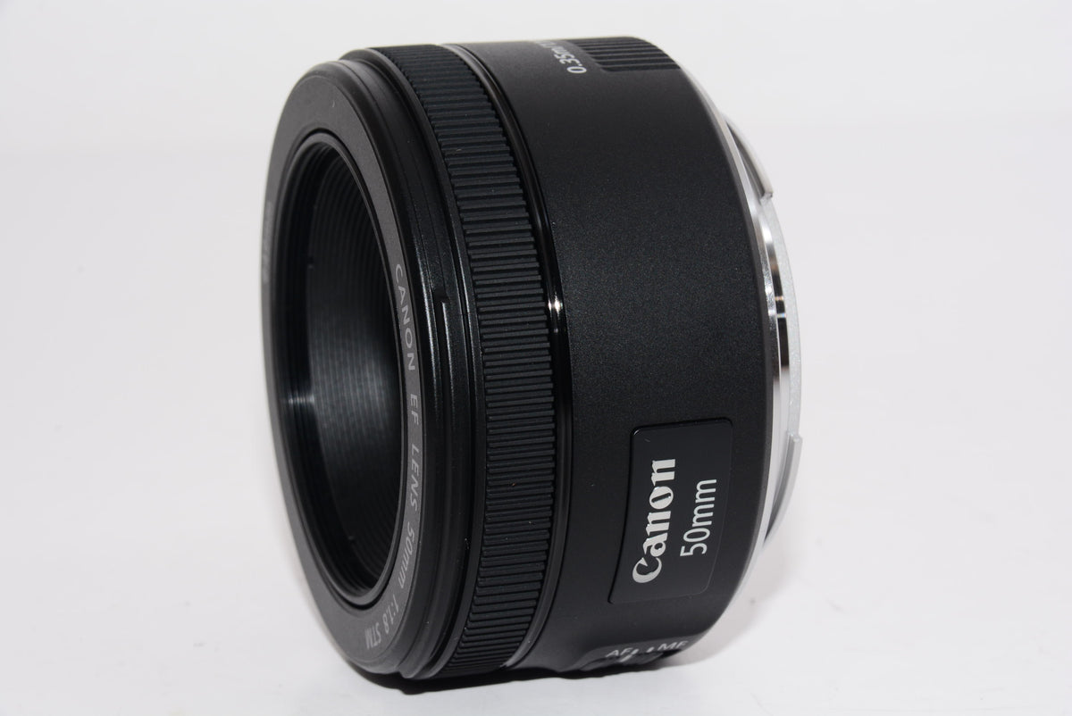 【ほぼ新品】Canon 単焦点レンズ EF50mm F1.8 STM