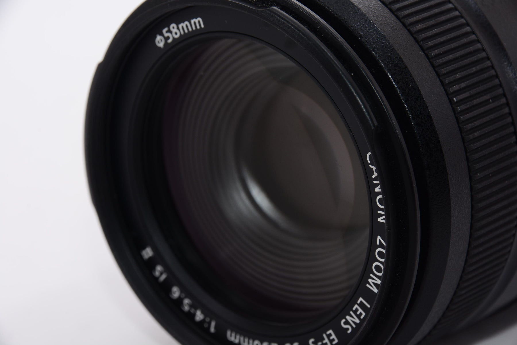 外観特上級】Canon 望遠ズームレンズ EF-S55-250mm F4-5.6 IS II
