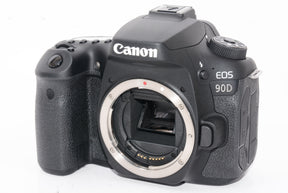 【外観特上級】Canon デジタル一眼レフカメラ EOS 90D EF-S18-135 IS USM レンズキット EOS90D18135ISUSMLK