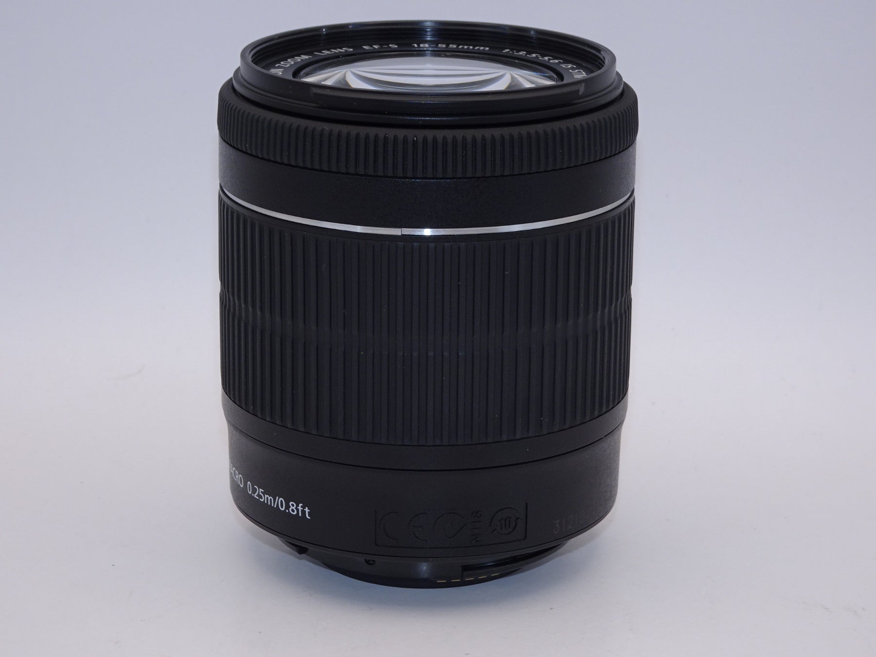 【外観特上級】Canon 標準ズームレンズ EF-S18-55mm F3.5-5.6 IS STM