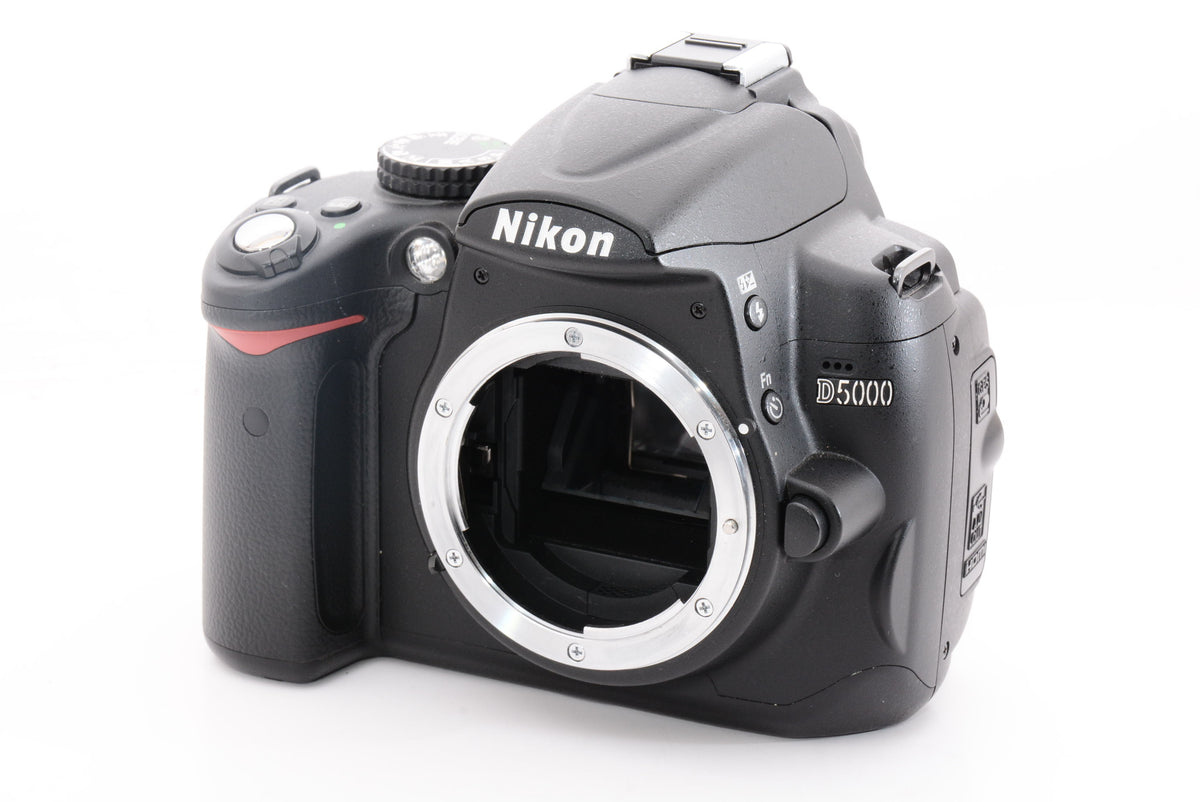 【外観特上級】Nikon デジタル一眼レフカメラ D5000 レンズキット D5000LK