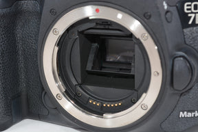 【外観並級】Canon デジタル一眼レフカメラ EOS 7D Mark IIボディ EOS7DMK2