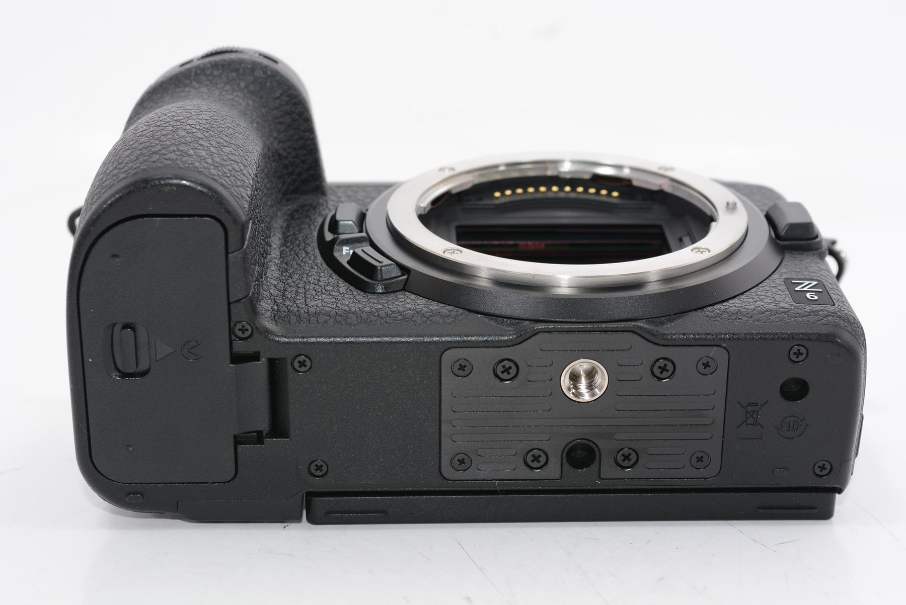 【外観特上級】Nikon ミラーレスカメラ 一眼 Z6 ボディ