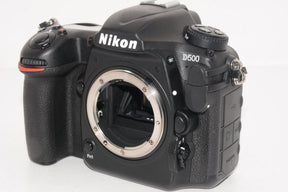 【外観特上級】Nikon デジタル一眼レフカメラ D500 レンズキット