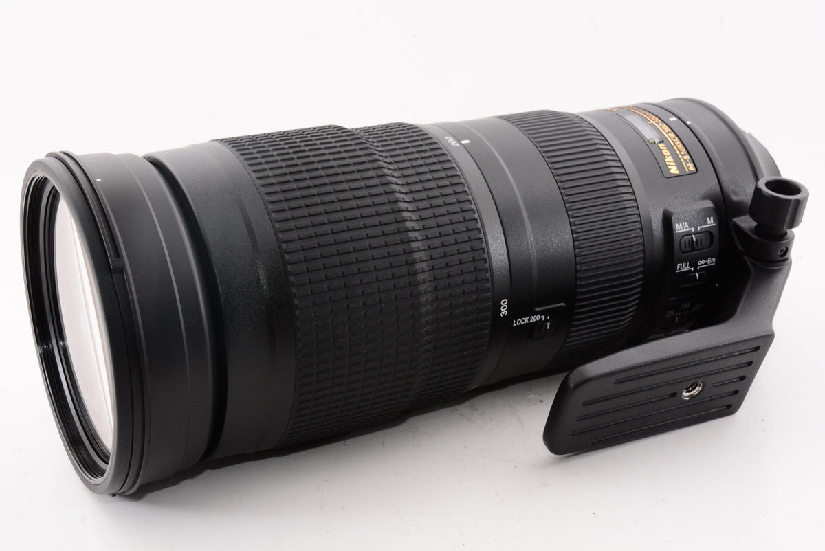 【ほぼ新品】Nikon 望遠ズームレンズ AF-S NIKKOR 200-500mm f/5.6E ED VR