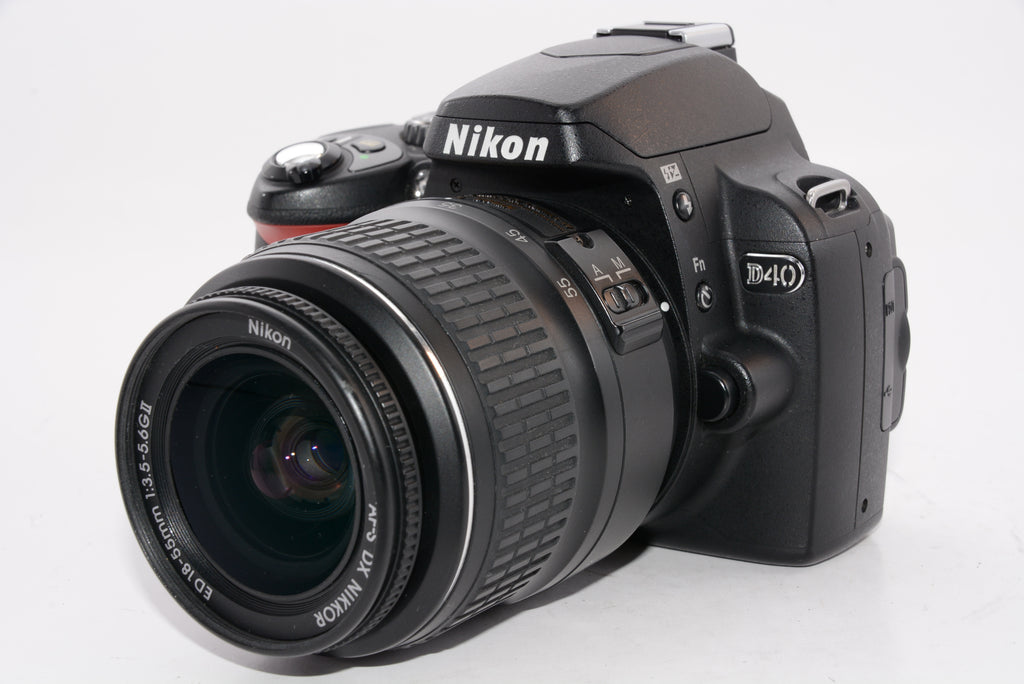 【外観特上級】Nikon デジタル一眼レフカメラ D40 レンズキット