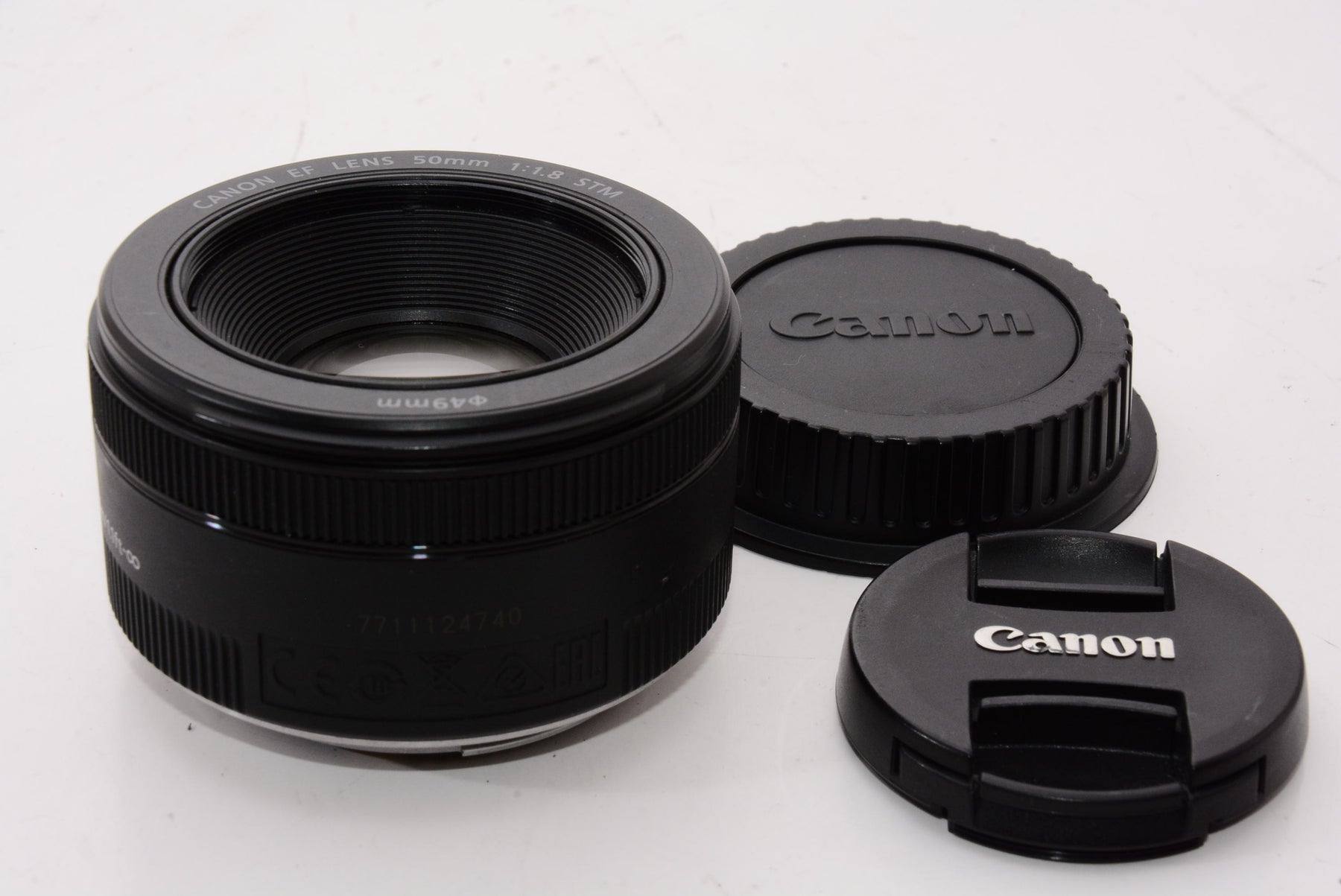 【外観特上級】Canon 単焦点レンズ EF50mm F1.8 STM フルサイズ対応 EF5018STM