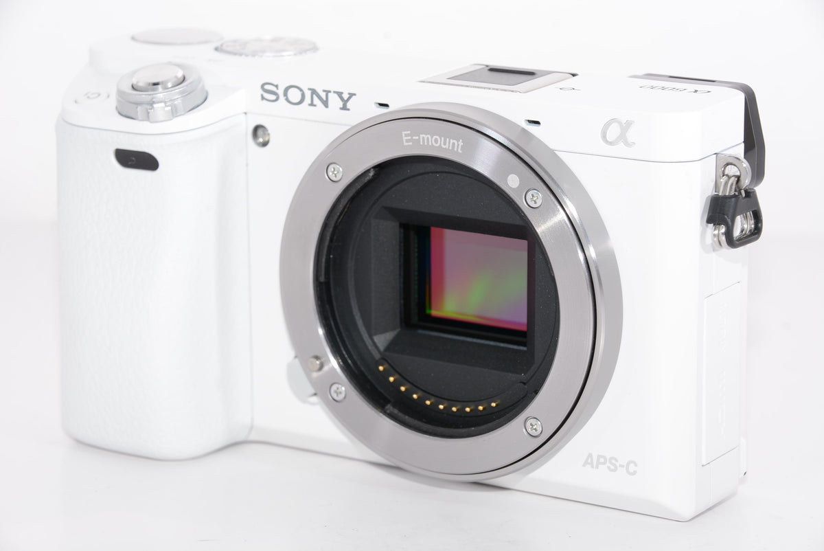 【外観特上級】ソニー SONY ミラーレス一眼 α6000 ボディ ホワイト