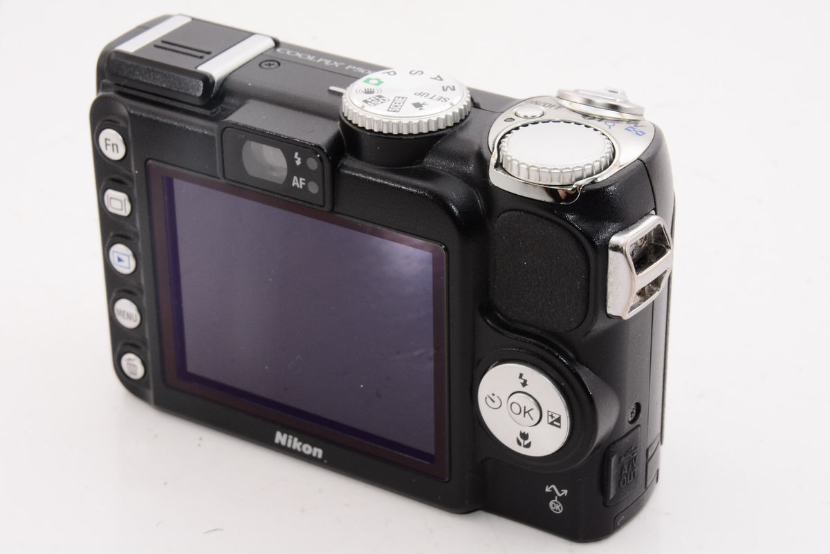 【外観特上級】Nikon デジタルカメラ COOLPIX(クールピクス) P5000 ブラック 1000万画素