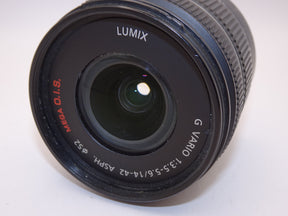 【外観特上級】パナソニック LUMIX G VARIO 14-42mm F3.5-5.6 ASPH. MEGA O.I.S H-FS014042