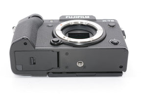 【ほぼ新品】FUJIFILM ミラーレス一眼カメラ X-T5ボディ ブラック F X-T5-B