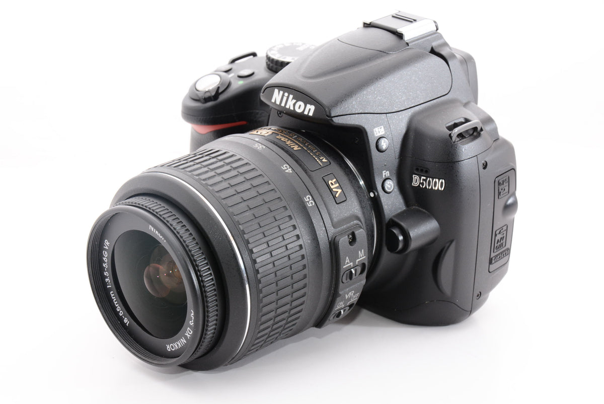 【外観特上級】Nikon デジタル一眼レフカメラ D5000 レンズキット D5000LK