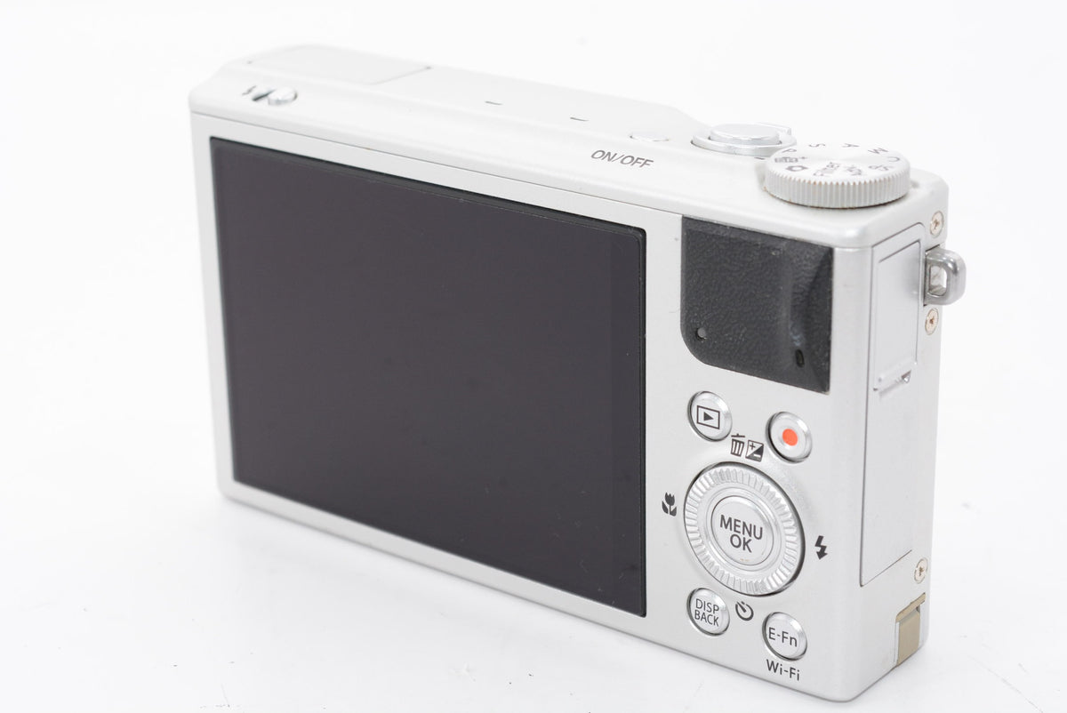 【外観特上級】FUJIFILM デジタルカメラ XQ1 シルバー F FX-XQ1S