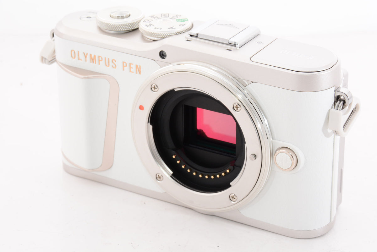 【外観特上級】OLYMPUS ミラーレス一眼カメラ PEN E-PL10 EZダブルズームキット ホワイト