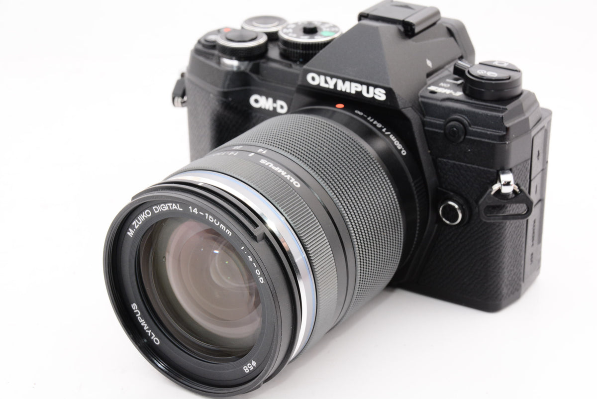 【外観特上級】OLYMPUS ミラーレス一眼カメラ OM-D E-M5 MarkIII 14-150mmIIレンズキット ブラック