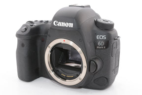 【外観特上級】Canon デジタル一眼レフカメラ EOS 6D Mark II ボディー EOS6DMK2