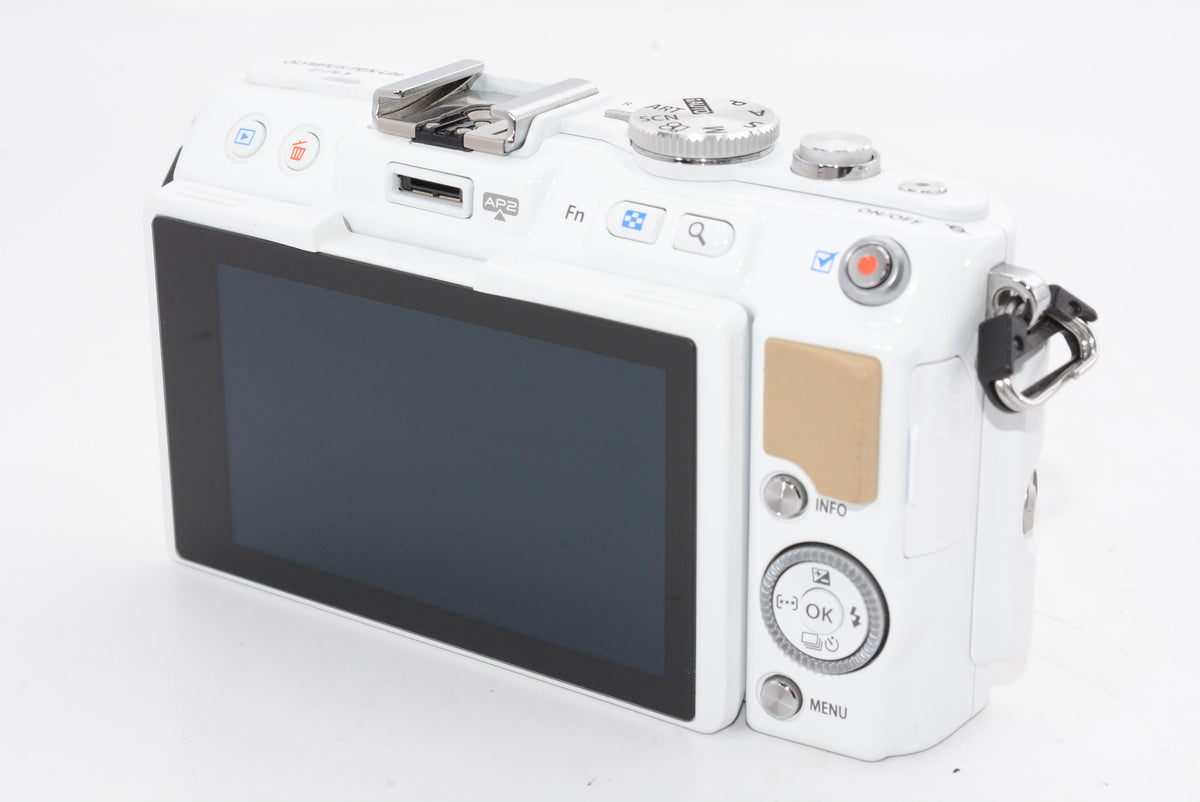 【外観並級】OLYMPUS ミラーレス一眼 PEN Lite E-PL5 ボディ ホワイト E-PL5 BODY WHT