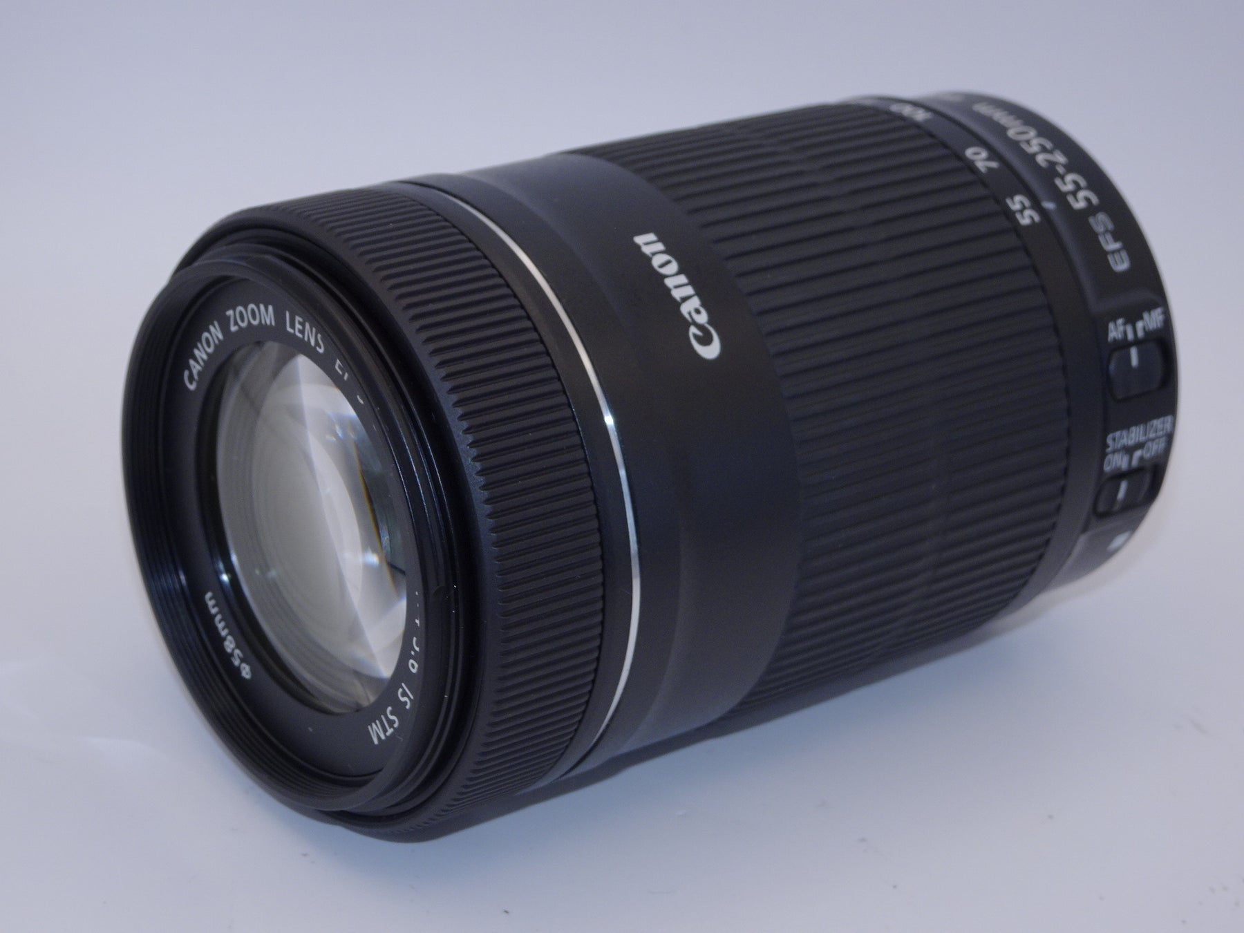 【外観特上級】Canon 望遠ズームレンズ EF-S55-250mm F4-5.6 IS STM APS-C対応 EF-S55-250ISSTM