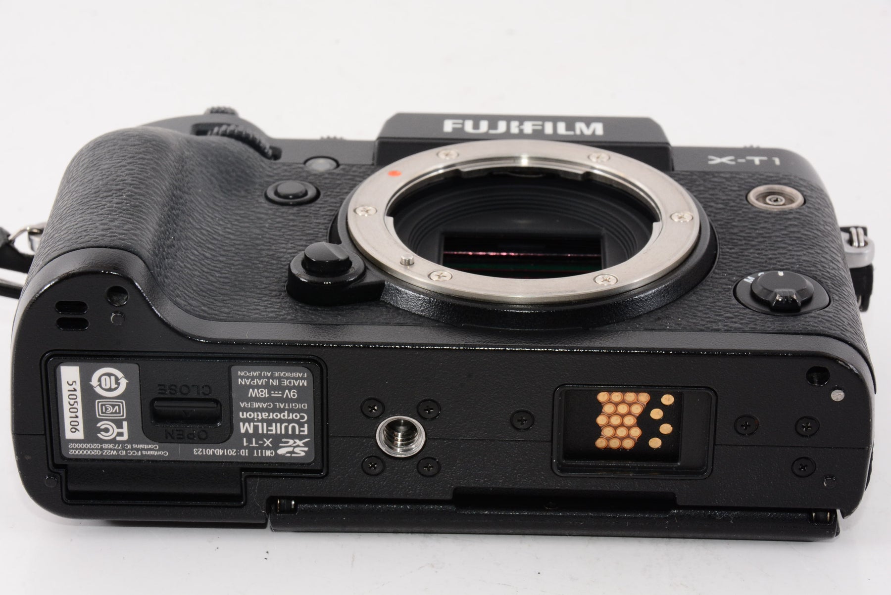 【外観特上級】FUJIFILM ミラーレス一眼 X-T1 ブラック F FX-X-T1B