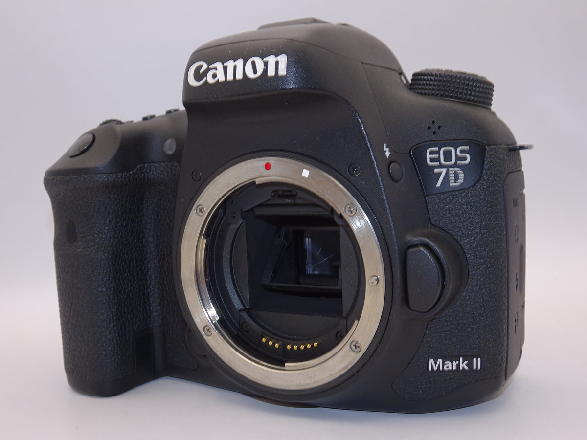 【外観特上級】Canon デジタル一眼レフカメラ EOS 7D Mark IIボディ EOS7DMK2