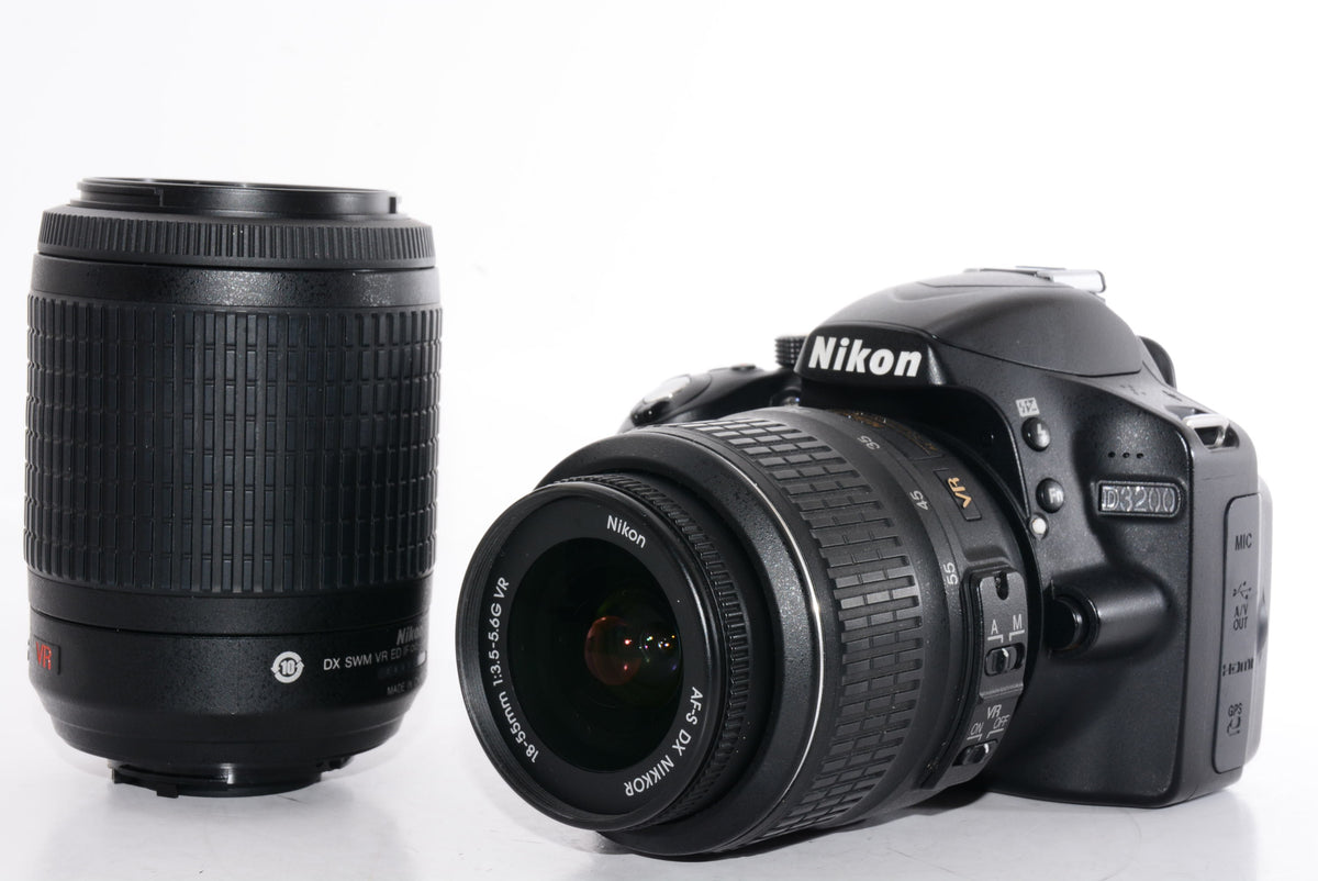 【外観並級】Nikon D3200 200mmダブルズームキット 18-55mm/55-200mm