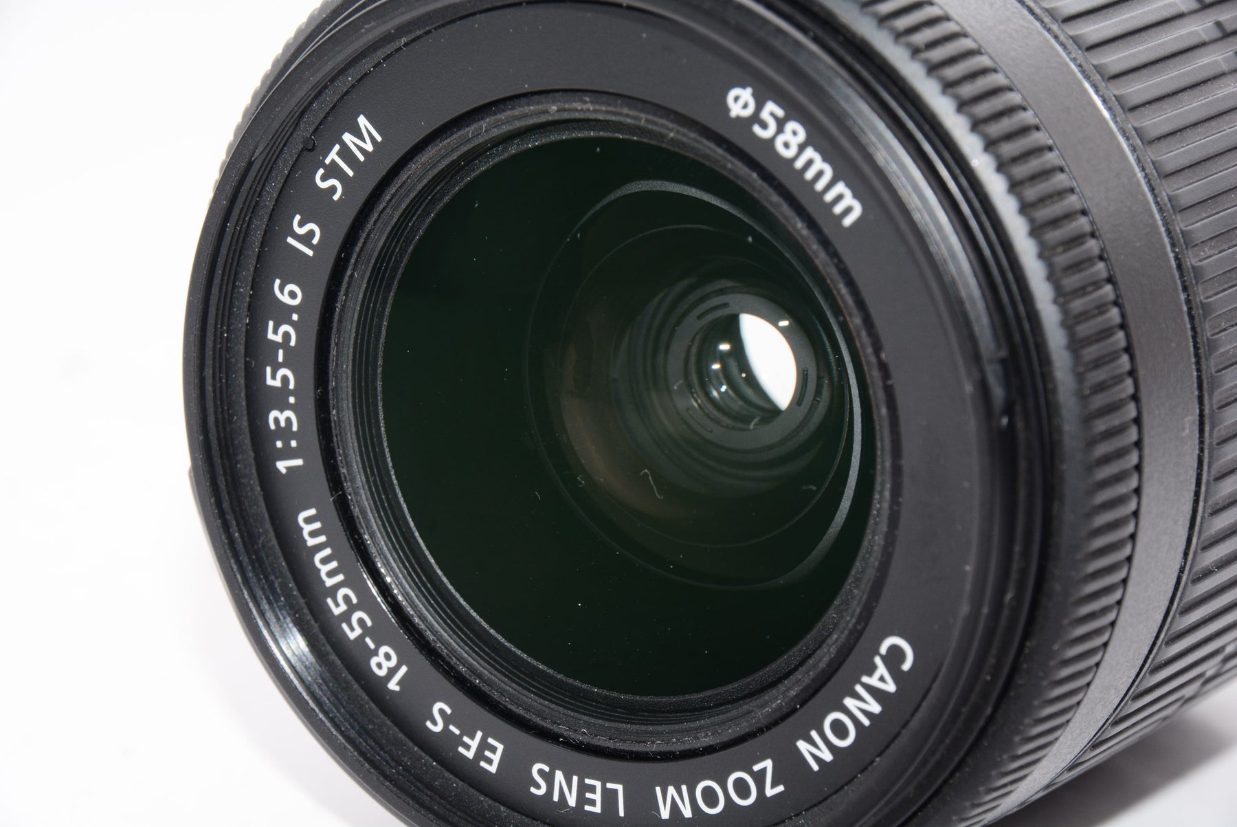 【外観特上級】Canon 標準ズームレンズ EF-S18-55mm F3.5-5.6 IS STM APS-C対応