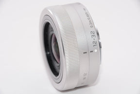 【外観特上級】パナソニック 標準ズームレンズ マイクロフォーサーズ用 ルミックス G VARIO 12-32mm/F3.5-5.6 ASPH./MEGA O.I.S. シルバー H-FS12032-S