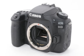 【外観特上級】Canon デジタル一眼レフカメラ EOS 90D EF-S18-135 IS USM レンズキット