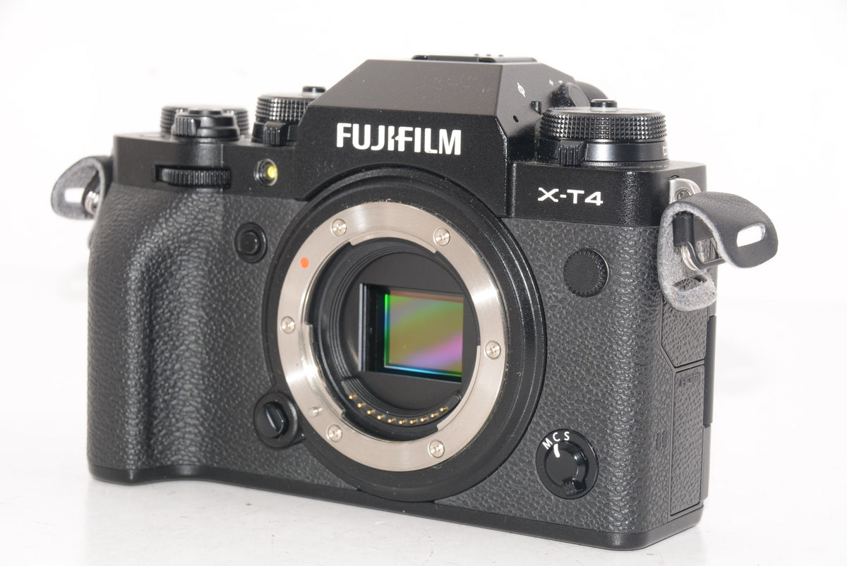 【外観特上級】FUJIFILM ミラーレス一眼カメラ X-T4ボディ ブラック X-T4-B