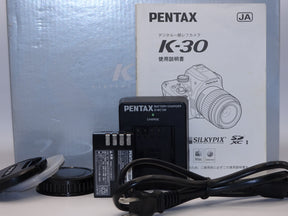 【外観特上級】PENTAX デジタル一眼レフカメラ K-30 レンズキット [DA18-135mmWR] クリスタルブルー K-30LK18-135 C-BL 15768