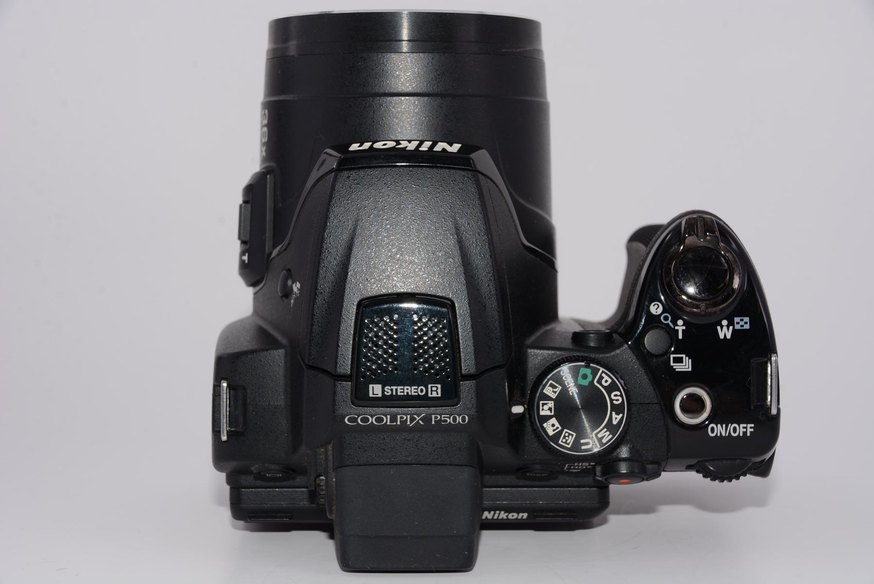 NikonデジタルカメラCOOLPIX P500 ブラック P500 1210万画素 裏面照射CMOS-