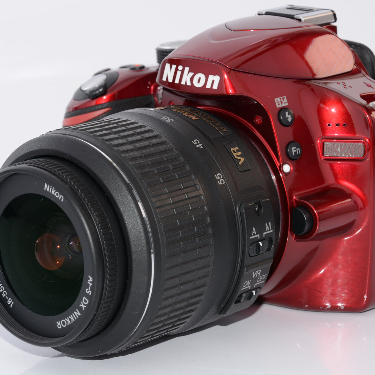 オススメ】Nikon デジタル一眼レフカメラ D3200 レンズキット AF-S DX NIKKOR 18-55mm f/3.5-5.6G