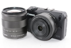 【外観特上級】Canon ミラーレス一眼カメラ EOS M ダブルレンズキット