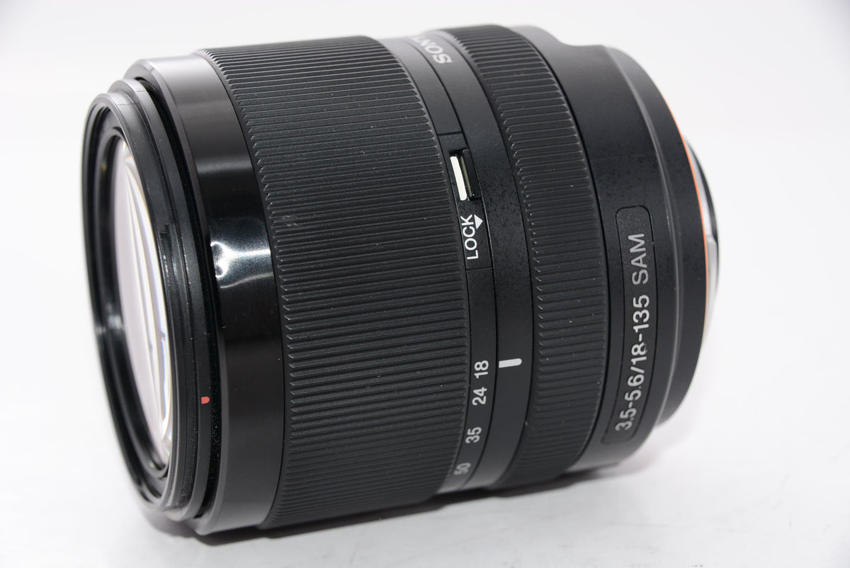 【外観特上級】SONY DT 18-135mm F3.5-5.6 SA※ソニーAマウント用レンズ SAL18135