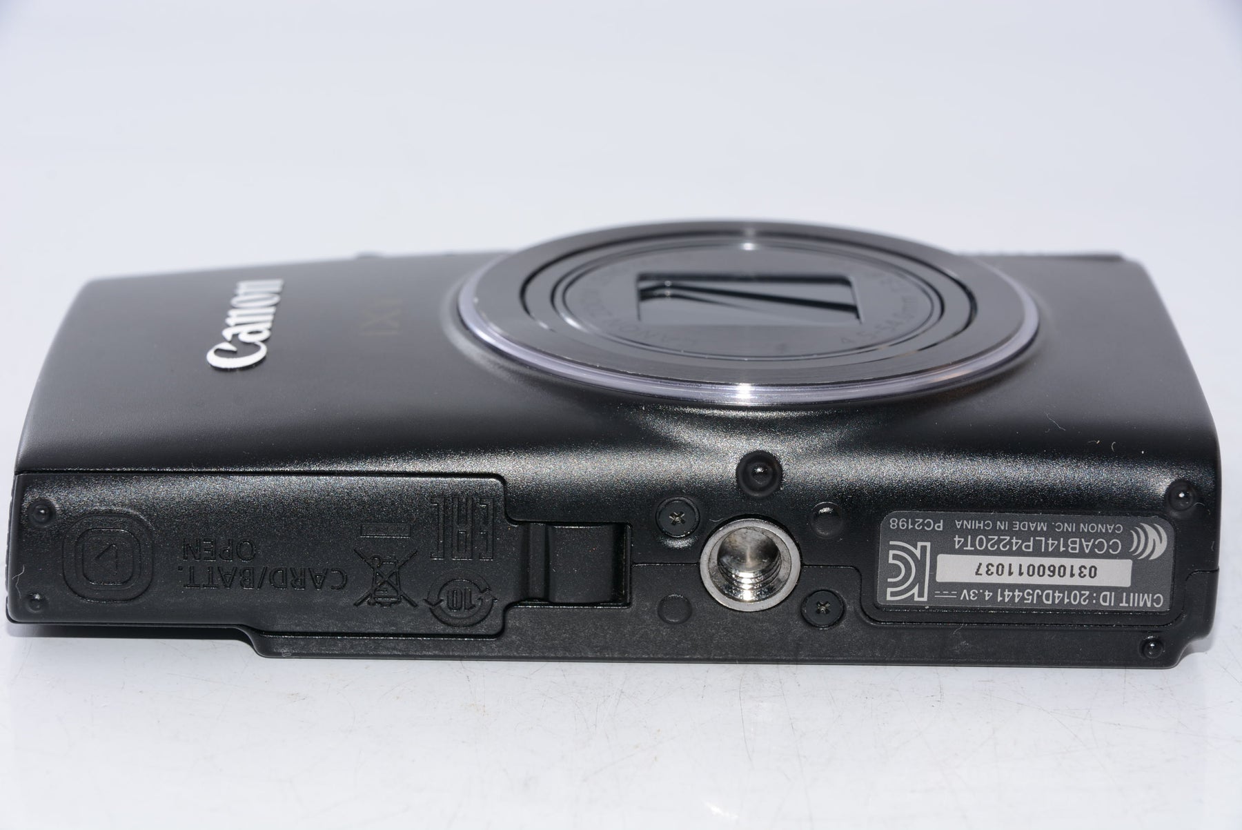 外観特上級】Canon デジタルカメラ IXY 640 ブラック 光学12倍ズーム