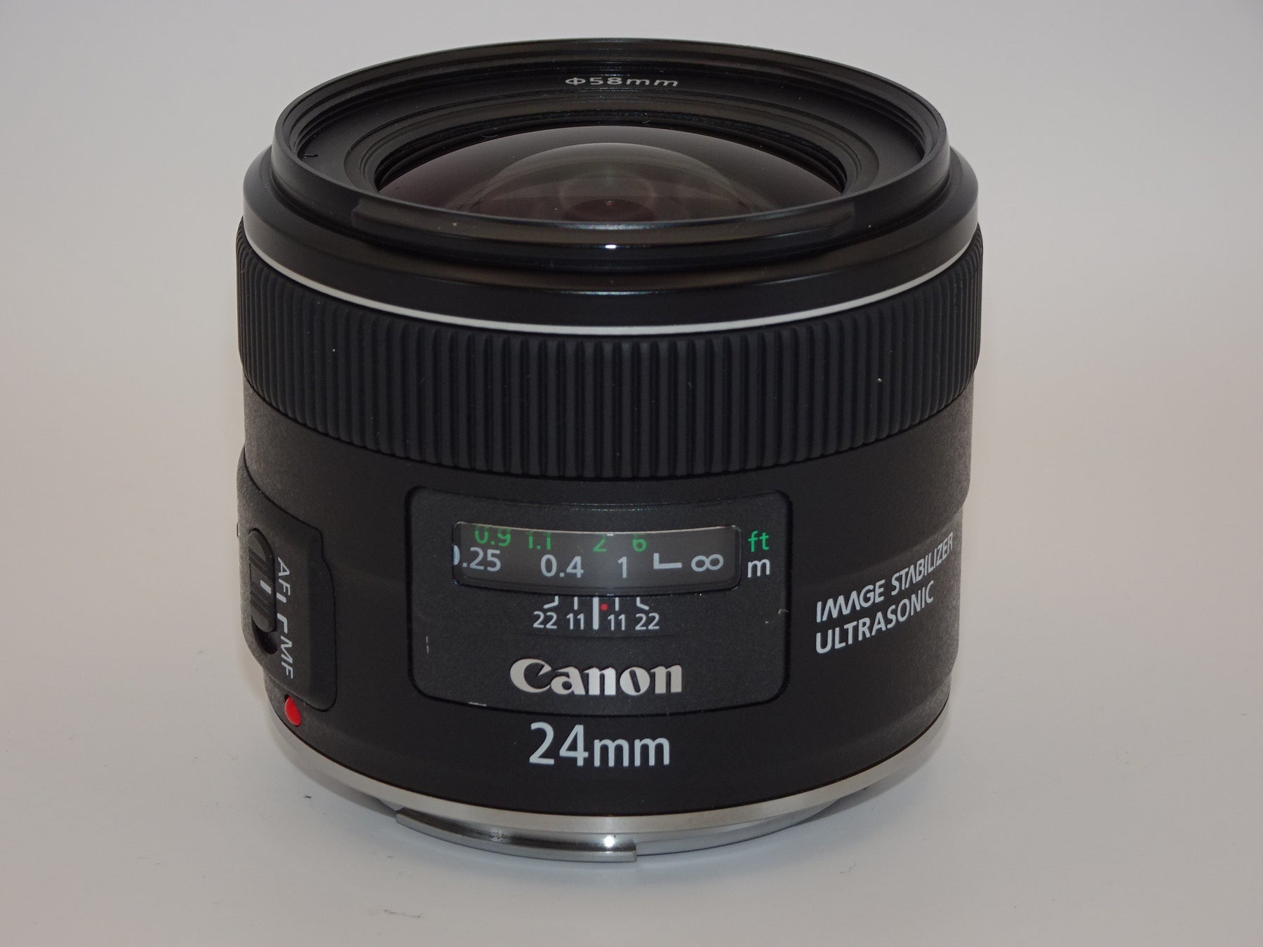 【外観特上級】Canon 単焦点レンズ EF24mm F2.8 IS USM