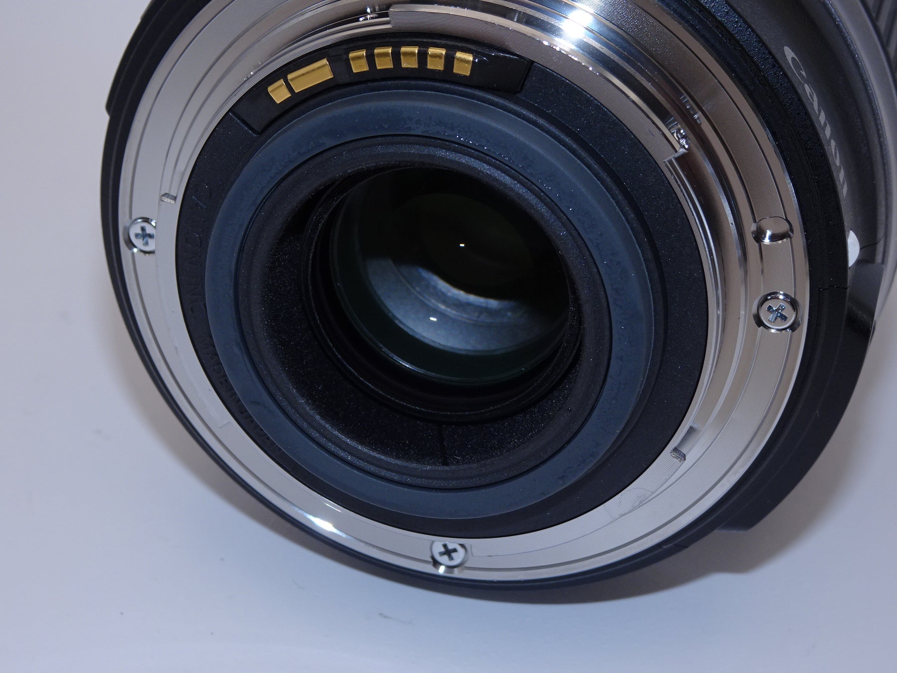 外観特上級】Canon 望遠ズームレンズ EF-S18-200mm F3.5-5.6 IS APS-C