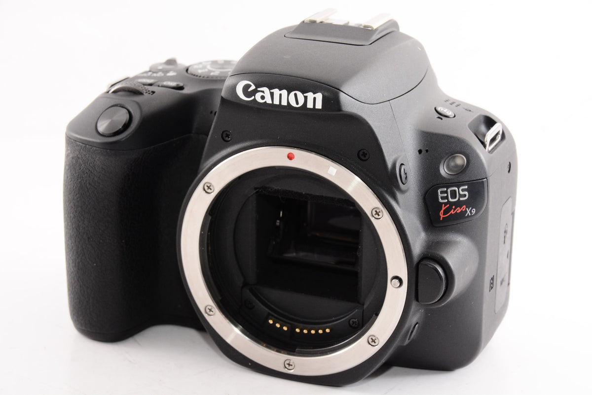 【オススメ】Canon デジタル一眼レフカメラ「EOS Kiss X9」ダブルズームキット (ブラック) EOSKISSX9BK-WKIT