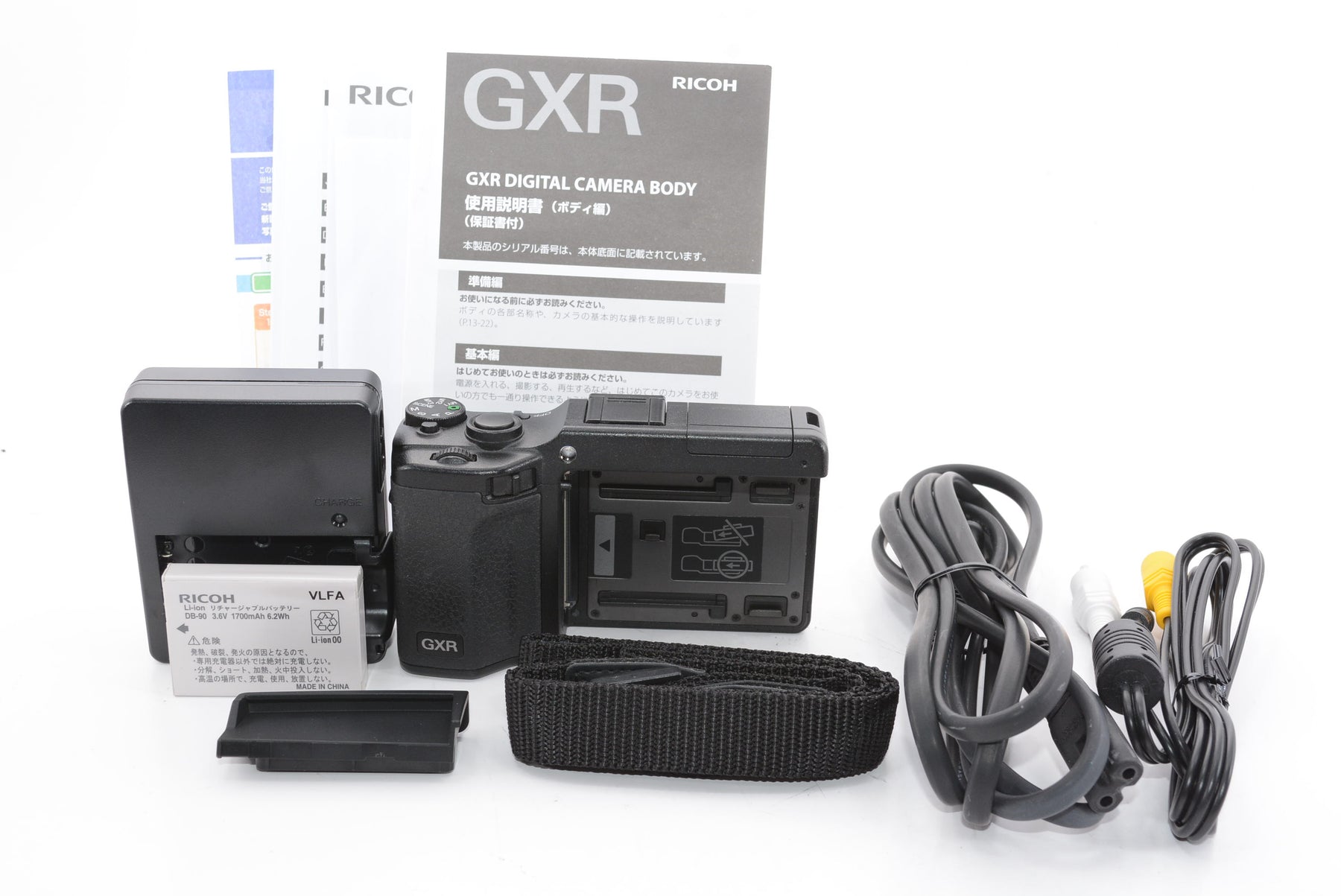 【外観特上級】RICOH デジタルカメラ GXR ボディ 170380