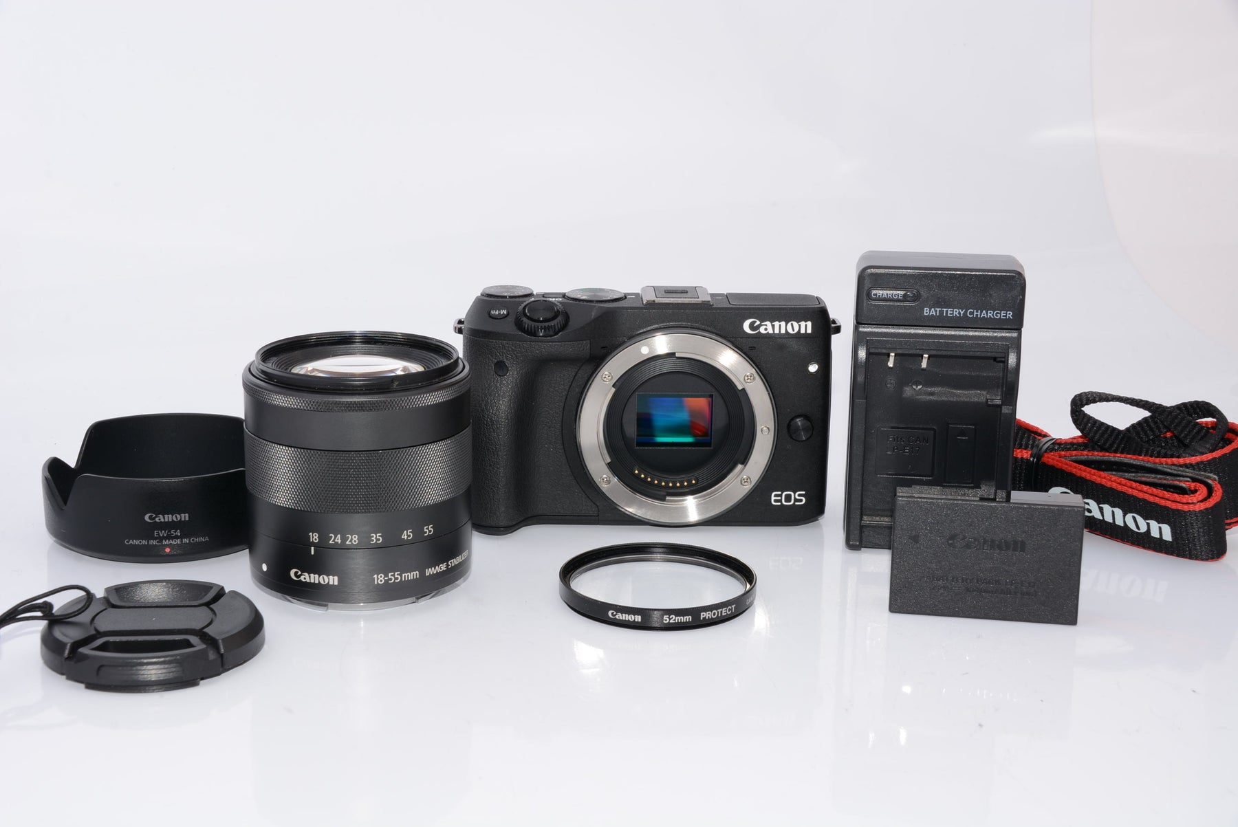 外観特上級】Canon ミラーレス一眼カメラ EOS M3 レンズキット