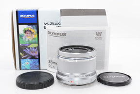 【外観特上級】OLYMPUS M.ZUIKO DIGITAL 25mm F1.8 シルバー マイクロフォーサーズ用 単焦点レンズ